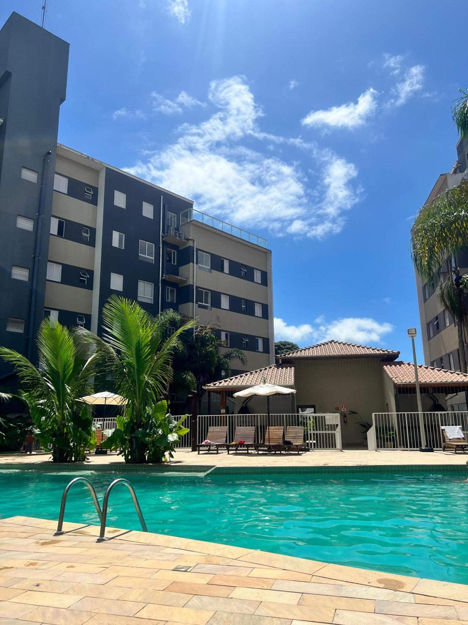 Apartamento Jardim Palmeiras Ii Jp2 - Com 2 Dorms, 1 Suíte, Com Piscinas, Sauna, Churrasqueira, Academia E Salão De Jogos *